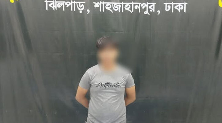 ডিবি পরিচয়ে বাস থামিয়ে ৩৫ লাখ টাকা লুট, গ্রেফতার মূলহোতা