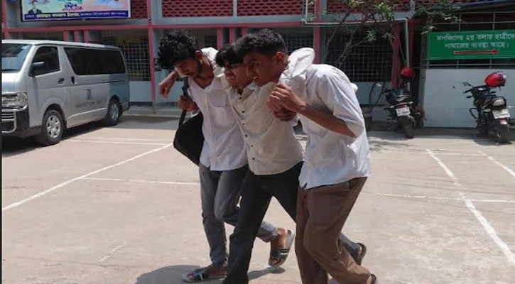 চট্টগ্রাম সিটি কলেজে ছাত্রদল-ছাত্রশিবির সংঘর্ষ