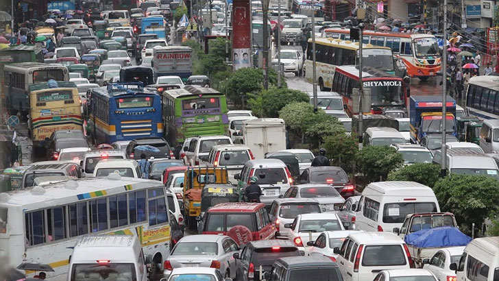 ঈদকে ঘিরে রাজধানীতে যানজট