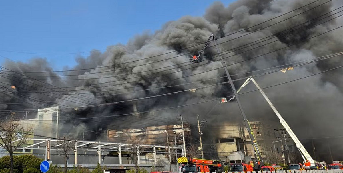দক্ষিণ কোরিয়ায় গাড়ি কারখানায় অগ্নিকাণ্ডে ১১ জনের মৃত্যু