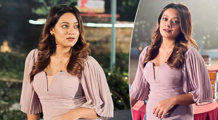 দীঘির অ্যাকাউন্ট হ্যাক