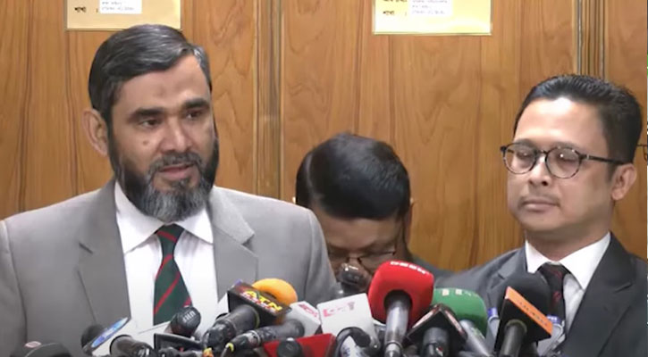 প্রবাসীদের জন্য ‘প্রক্সি’ ভোটের বিকল্প দেখছেন না ইসি সানাউল্লাহ