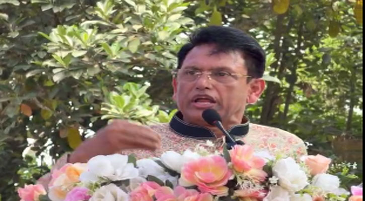 শিক্ষক নিয়োগে মেধাবীদের বাদ দেওয়া যাবে না: মন্ত্রী