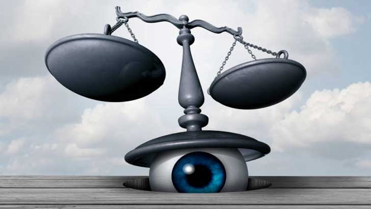 শিক্ষা-রাজনীতির পচনে গণমাধ্যমের ‘মলম’   