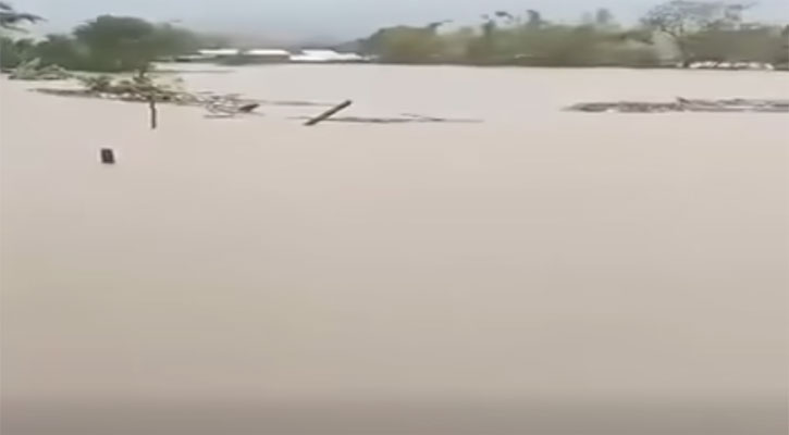 বন্যা আর পাহাড়ধসে ৫৪ জনের মৃত্যু, ৬ লাখের বেশি মানুষ ক্ষতিগ্রস্ত