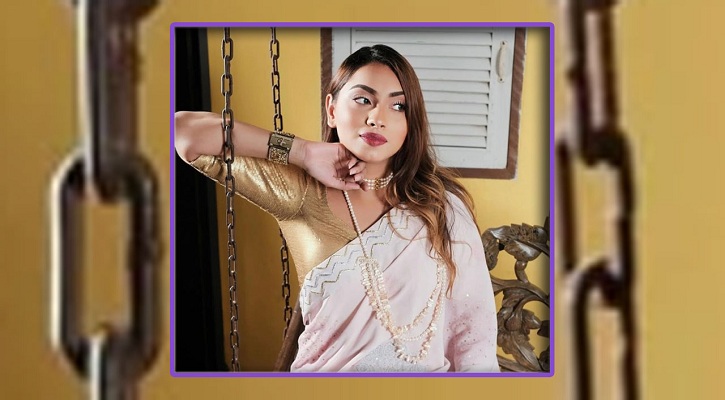 খেজুর ও জায়নামাজ নিয়ে আদালতে মডেল মেঘনা আলম