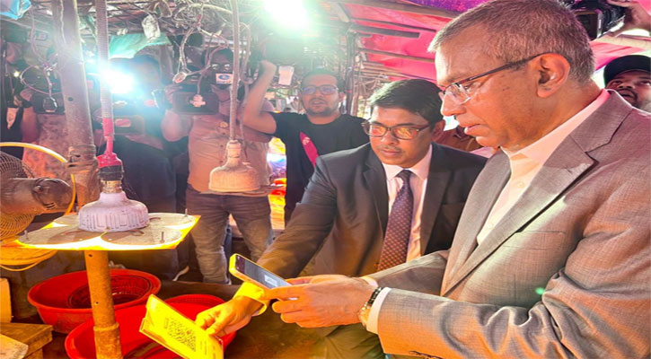 দেশের ৪০ লাখ ব্যবসা প্রতিষ্ঠানে বাংলা কিউআর চালু: গভর্নর