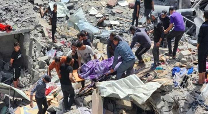 গাজায় ইসরায়েলি হামলায় একদিনে নিহত ৬৪