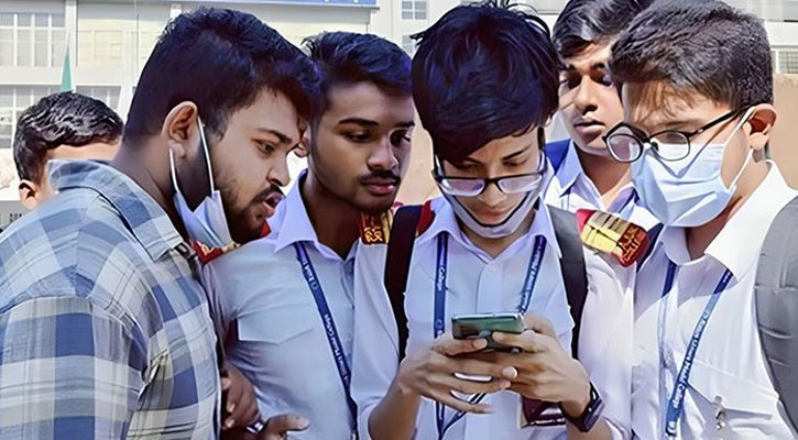 প্রথম ধাপের মাইগ্রেশন ও দ্বিতীয় ধাপের ফল প্রকাশ রাতে