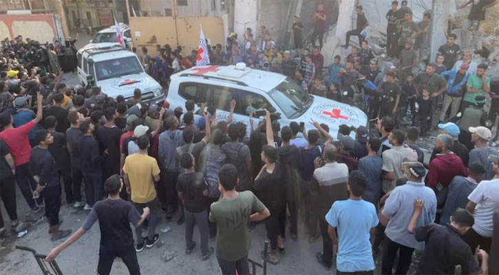 ইসরায়েলের সব জিম্মিকে মুক্তি দিল হামাস