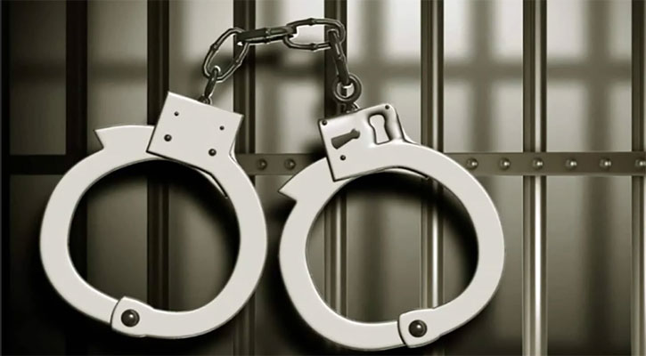 পুলিশের বিশেষ অভিযানে ২৪ ঘণ্টায় গ্রেফতার ১৪৫২ জন