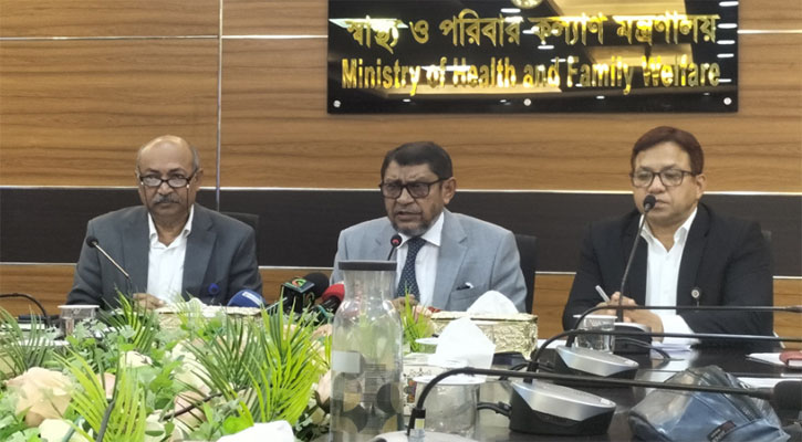 বন্যাকবলিত ১১ জেলায় স্বাস্থ্যকর্মীদের ছুটি বাতিল: স্বাস্থ্যমন্ত্রী