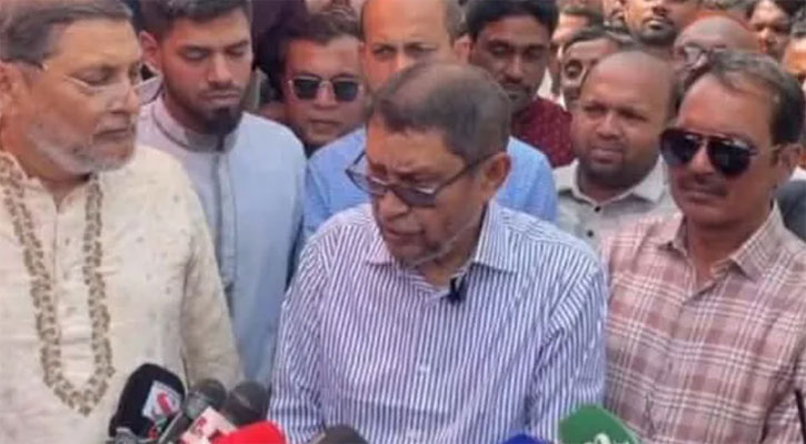 ভবিষ্যতে ডাক্তার মানুষের পেছনে ঘুরবে: স্বাস্থ্যমন্ত্রী