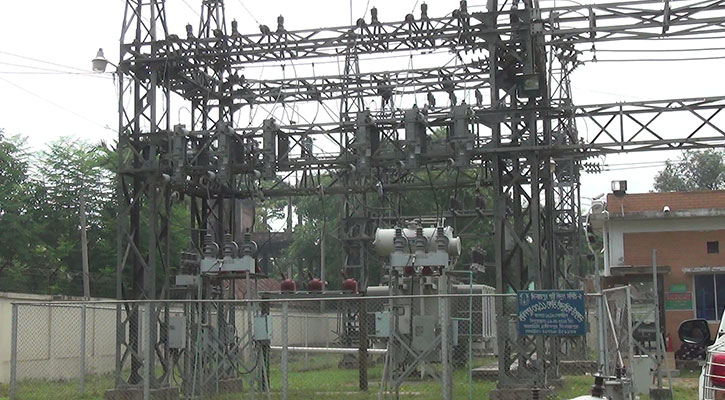 হিলিতে পল্লী বিদ্যুতের লোডশেডিংয়ে অতিষ্ঠ এলাকাবাসী