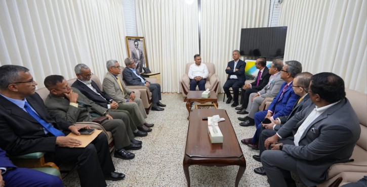 তারেক রহমানের সঙ্গে শেয়ারবাজার স্টেক হোল্ডারদের   বৈঠক