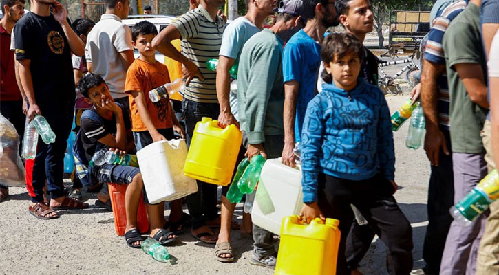 নেই পানি, খাবার, বিদ্যুৎ ও ওষুধ, পানিবাহিত রোগের ঝুঁকি