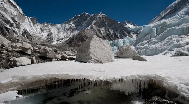 দ্রুত গলছে হিমালয়ের বরফ, ঝুঁকিতে এশিয়া