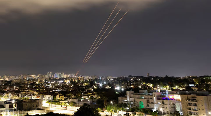 ইসরায়েলে ইরানের হামলা: বিশ্ব নেতাদের প্রতিক্রিয়া