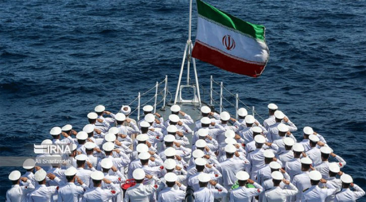 মার্কিন তেল ট্যাঙ্কারে হামলা চালিয়েছে ইরান