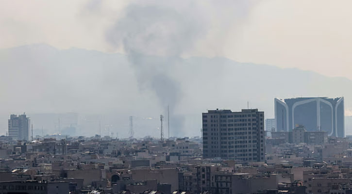 ১০০ ঘণ্টায়ই বিশাল ব্যয় আমেরিকার, সামনে কী করবে?
