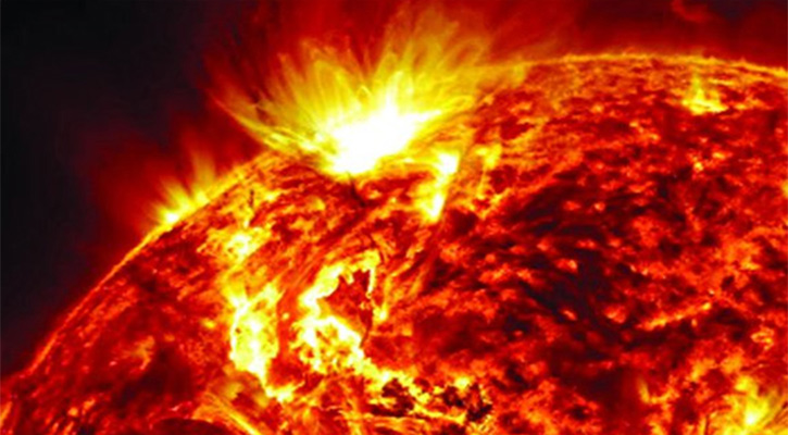 কিয়ামতের দিন ঘাম জমিনে ৭০ হাত পর্যন্ত ছড়িয়ে পড়বে