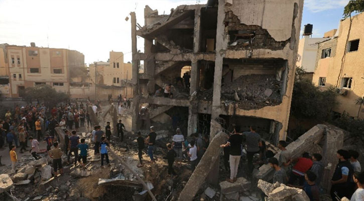 গাজার হাসপাতালে বর্বর হামলার দায় অস্বীকার ইসরায়েলের