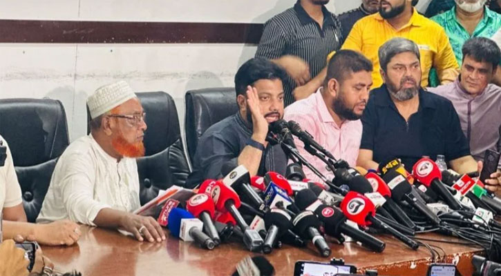 অবশেষে মন্ত্রিত্ব ছাড়লেন ইশরাক হোসেন