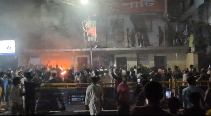 ফের জাতীয় পার্টির কার্যালয়ে হামলা
