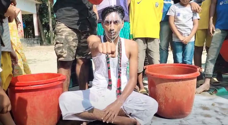 বিয়ের ১১ দিনেই বিচ্ছেদ, দুধ দিয়ে গোসল করে প্রেম-বিয়ে না করার শপথ