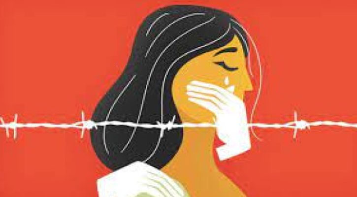 চিকিৎসার কথা বলে গৃহবধূকে ভারতের পতিতালয়ে বিক্রি