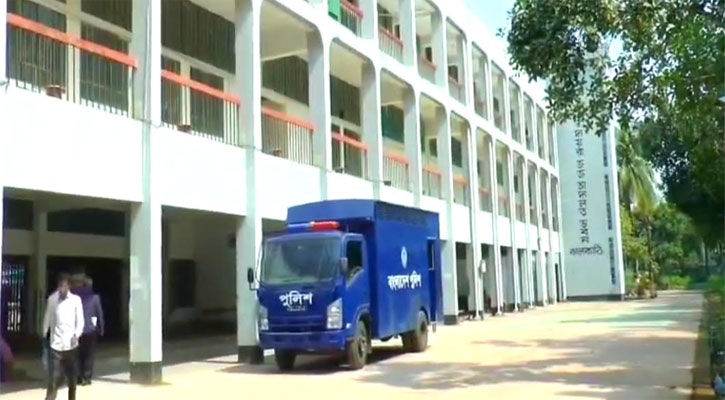 ঝালকাঠিতে আওয়ামী লীগের তিন নেতা কারাগারে