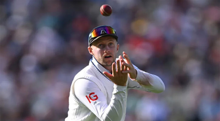 টেস্টে রেকর্ড গড়লেন ইংল্যান্ডের জো রুট