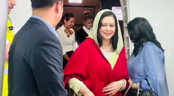 লন্ডনের উদ্দেশে ঢাকা ছাড়লেন ডা. জোবাইদা রহমান