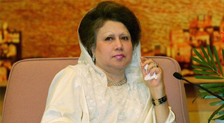 স্বজনদের সঙ্গে খালেদার ঈদ