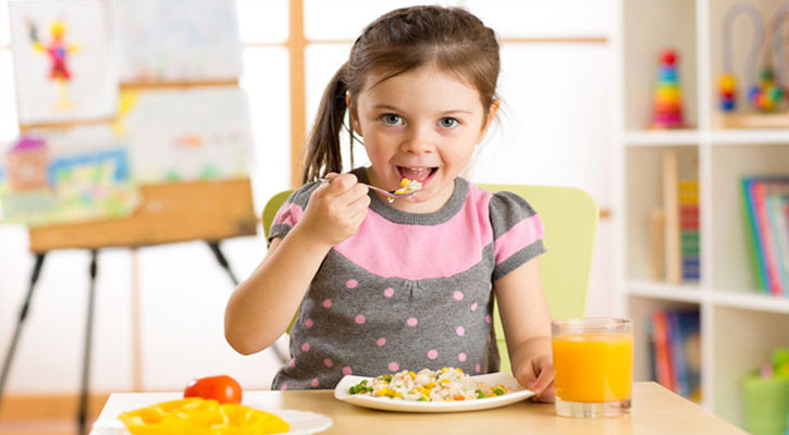 শিশুর ওজন নিয়ন্ত্রণে এড়িয়ে চলুন পাঁচ খাবার