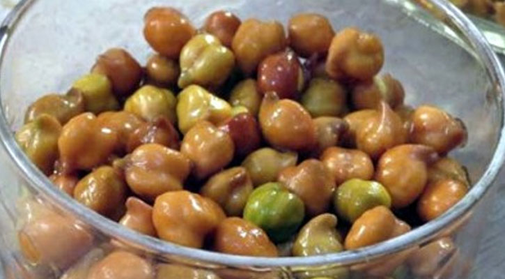 কাঁচা ছোলা খেলে কী হয় জানেন?