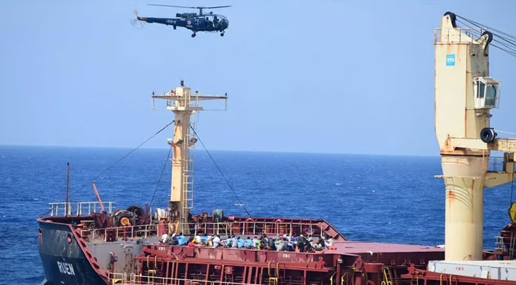 সোমালিয়ার জলদস্যুদের কাছ থেকে ‘এমভি রুয়েন’ যেভাবে উদ্ধার হলো