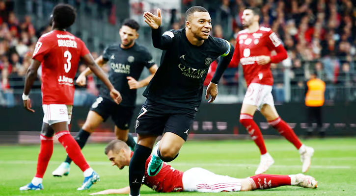 এমবাপের জোড়া গোলে পিএসজির রোমাঞ্চকর জয়