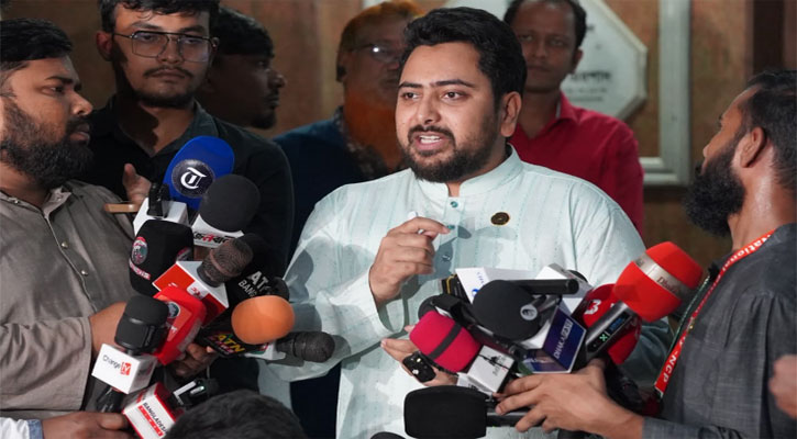 শেখ হাসিনার জন্য ফাঁসির দড়ি অপেক্ষা করছে: নাহিদ ইসলাম