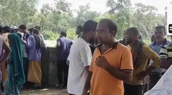 নওগাঁয় দিঘি থেকে অজ্ঞাত মহিলার লাশ উদ্ধার