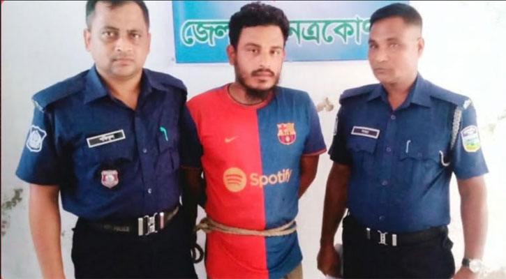 কেন্দুয়ায় সিগারেট না দেওয়ায় দোকানিকে পেট্রোল ঢেলে আগুন