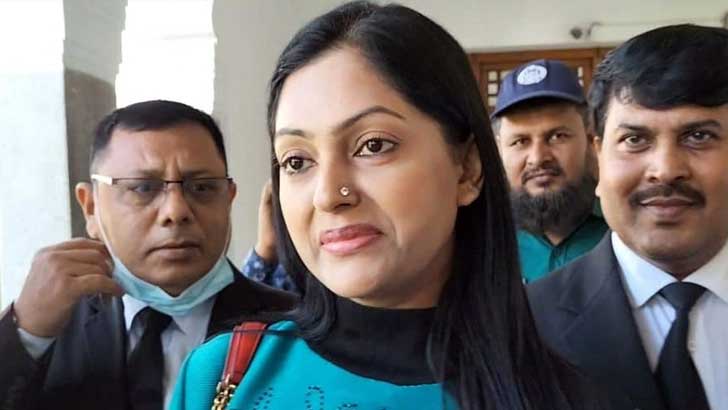 ৩৮ বছরের ইতিহাসে লিখা থাকবে চিত্রনায়িকা নিপুণের নাম