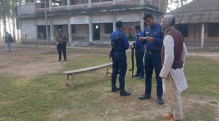 নওগাঁ-২ আসনে ভোটগ্রহণ শুরু