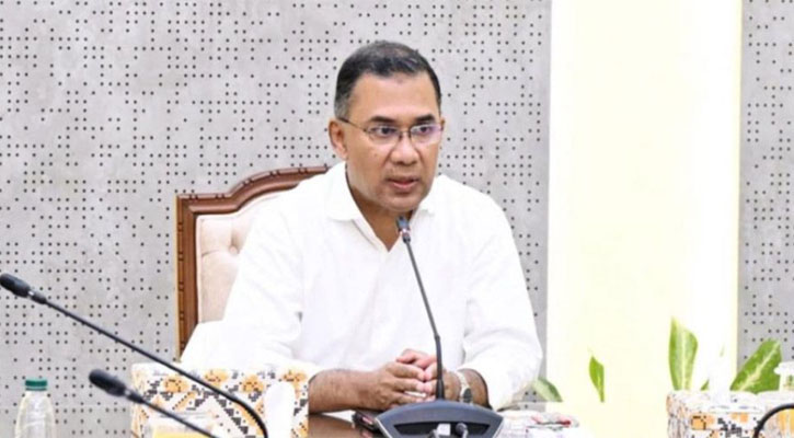 সবাইকে নির্ধারিত সময়ে অফিসে থাকতে বললেন প্রধানমন্ত্রী