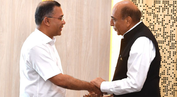 প্রধানমন্ত্রীর সঙ্গে ভারতের হাইকমিশনার ত্রিবেদীর বৈঠক
