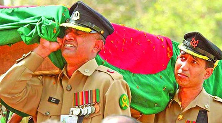 ১৫ বছরেও অজানা ‘মাস্টারমাইন্ড’