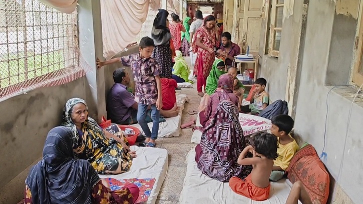 শিশু ওয়ার্ডে ধারণক্ষমতার ৭ গুণ রোগী, সংকটে পিরোজপুর জেলা হাসপাতাল