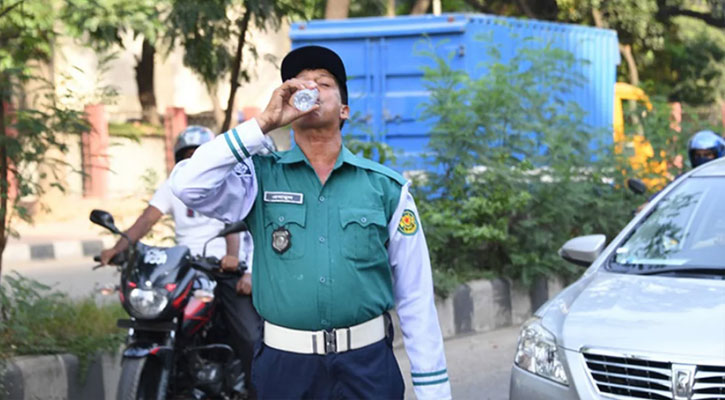 তীব্র তাপপ্রবাহে পুলিশ সদস্যদের প্রতি ১১ নির্দেশনা