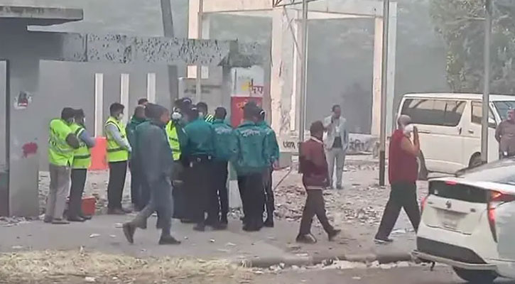 ধানমন্ডি ৩২ থেকে ‘কিছু হাড়গোড়’ পেয়েছে সিআইডি