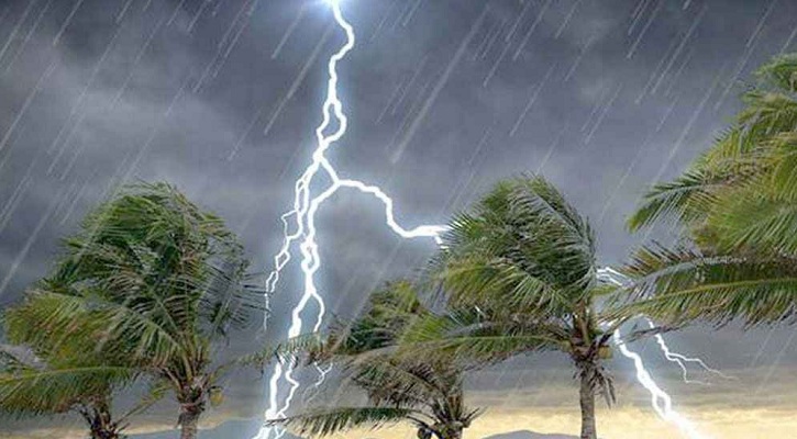 ধেয়ে আসছে বৃষ্টি বলয় ‘স্পার্ক’, তীব্র বজ্রপাতের ঝুঁকি